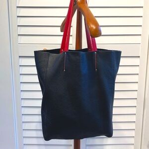 Roots Leather French tote bag beautiful soft leather purse with red strap